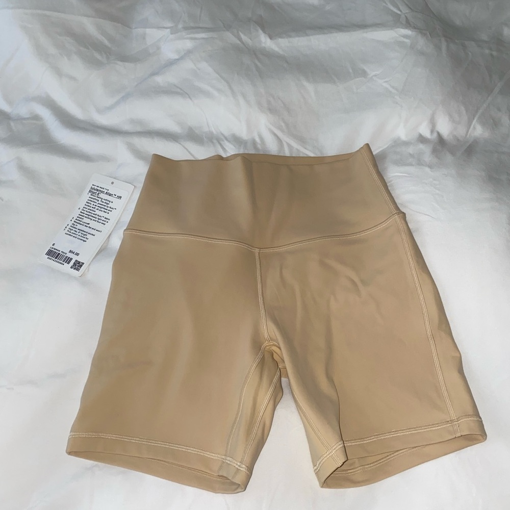 Lululemon align 6in shorts